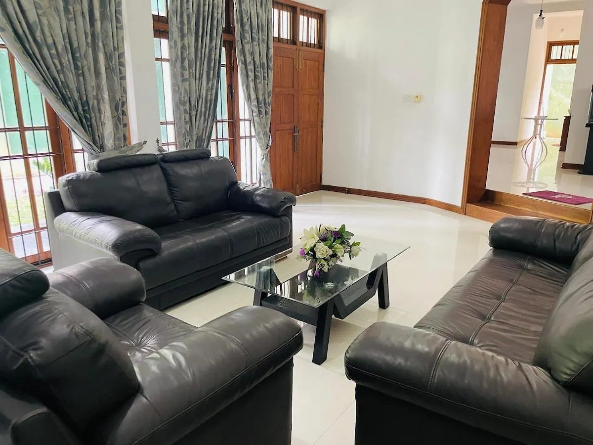 Villa 130 Kandy